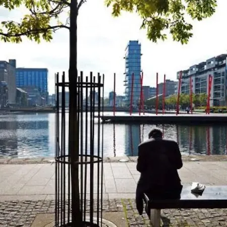 Apartment Waterfront Luxury