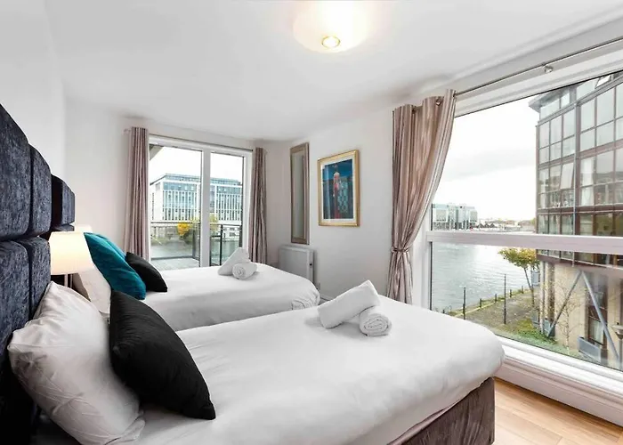 Waterfront Luxury * Dublin