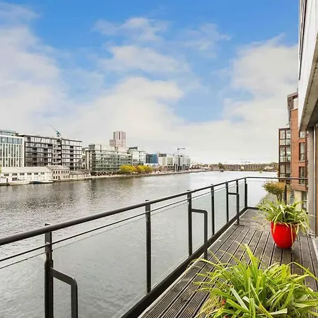 Waterfront Luxury * Dublin